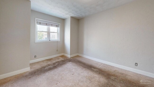 Foto del edificio - 161 Bennington St