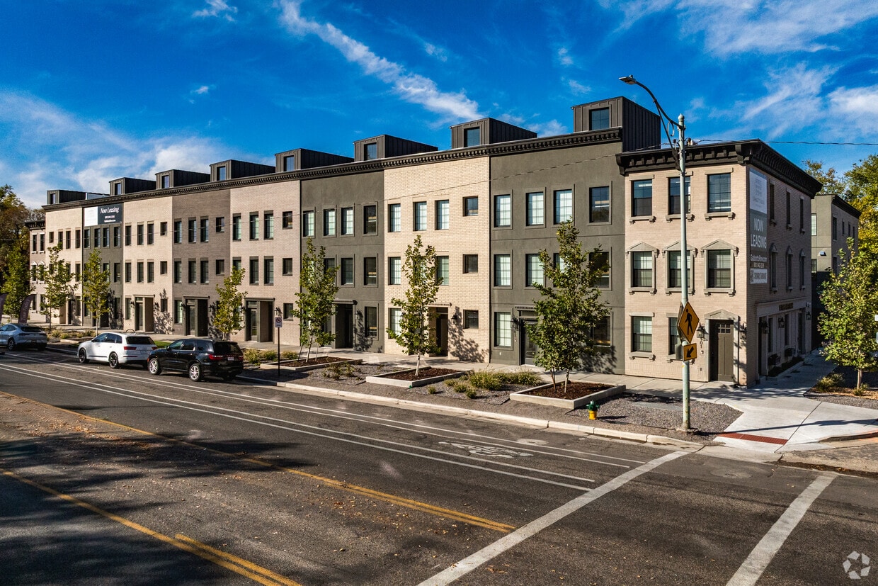 Primary Photo - Gabbott's Row Townhomes