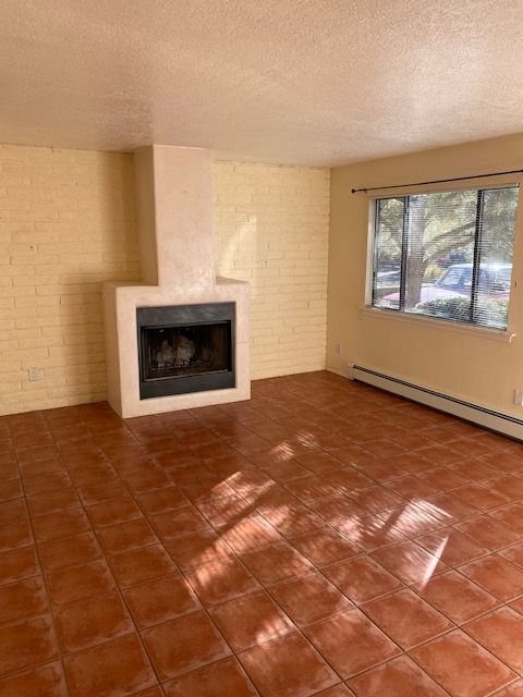 Foto del edificio - 1509 Agua Fria Street - 1