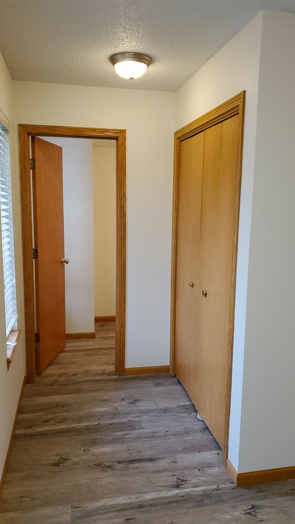 Building Photo - $1,550 | 2 Bedroom, 2.5 Bathroom Town Home...