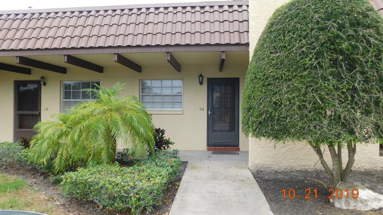 Delightful Dunedin Ground Floor Condo! Alquileres en Dunedin, FL