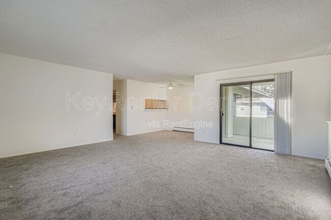 Foto del edificio - 1112 Elysian Field Dr