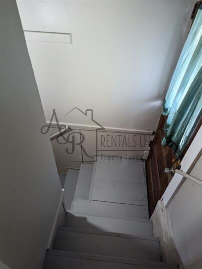 Foto del edificio - 204 W Rose St