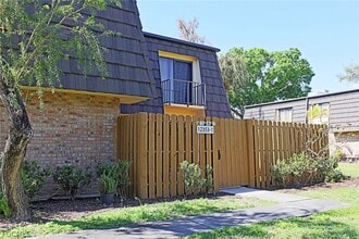 Building Photo - 12353 Woodrose Ct