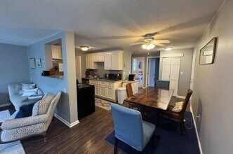 Building Photo - 128 Tudor St