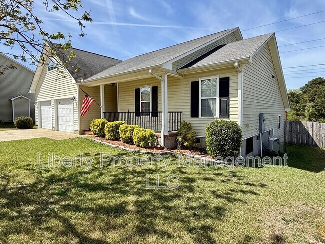 Foto del edificio - 2404 Camp Lejeune Ct