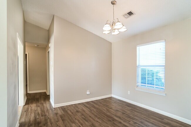 Foto del edificio - 12112 Chantress Ln
