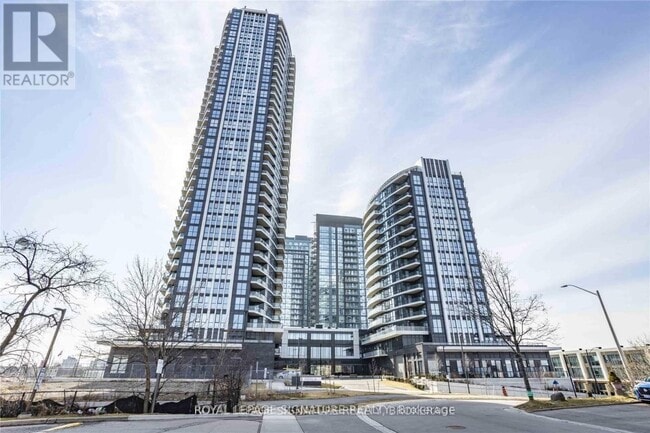 Building Photo - 65 Watergarden Dr