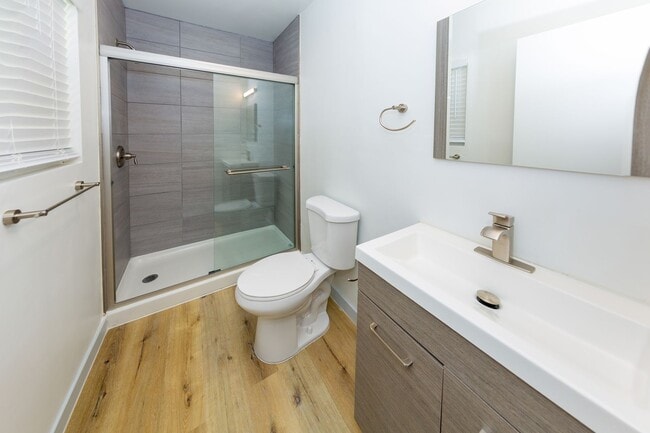 Interior Photo - 1329-1331 Quintero Street Los Angeles, CA ...