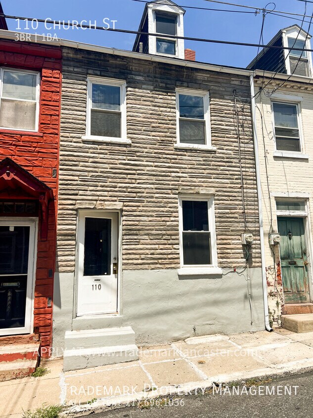 Foto principal - Nice 3 Bedroom Town Home