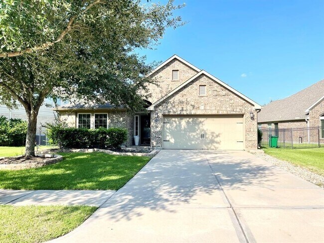 Foto del edificio - 25443 Lockspur Dr