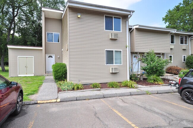 Foto del edificio - 220 Main St