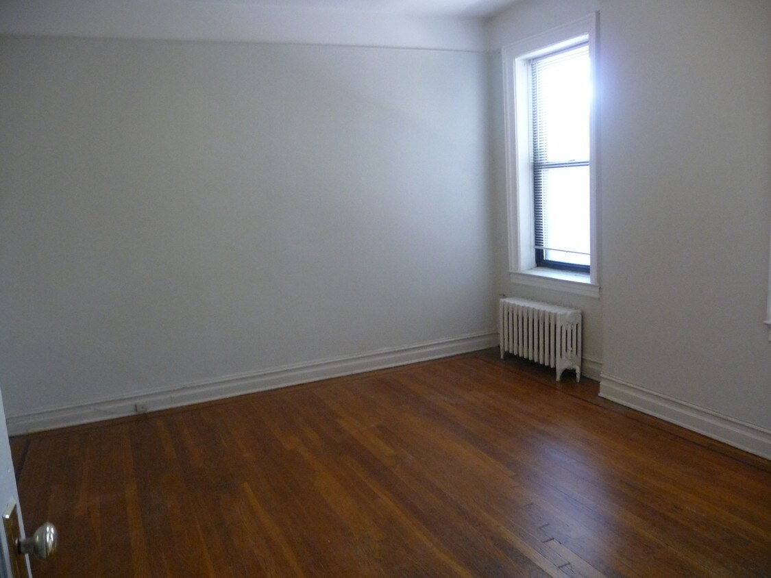 8521 Lefferts Blvd, Queens, NY 11415 Apartments in Queens, NY