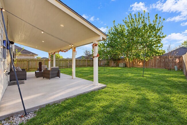 Building Photo - 9519 Maple Green Ln