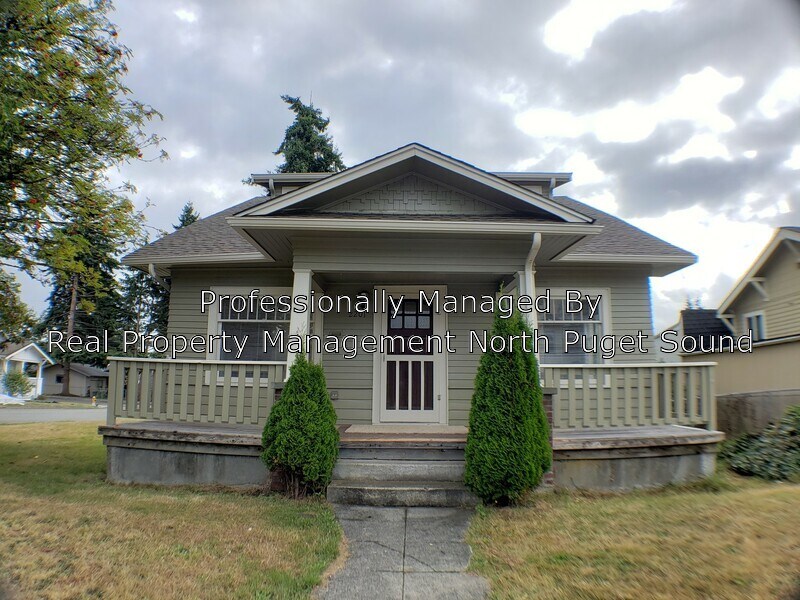 Primary Photo - 2201 Baker Ave