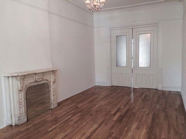 Foto del edificio - 607 Carlton Ave