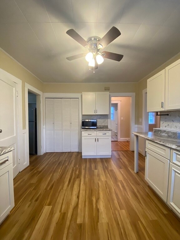Building Photo - 586 Lagrange St