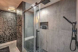 Building Photo - 5785 Edna Ave