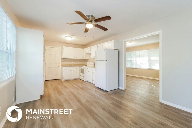 Foto del edificio - 7810 E 112th St