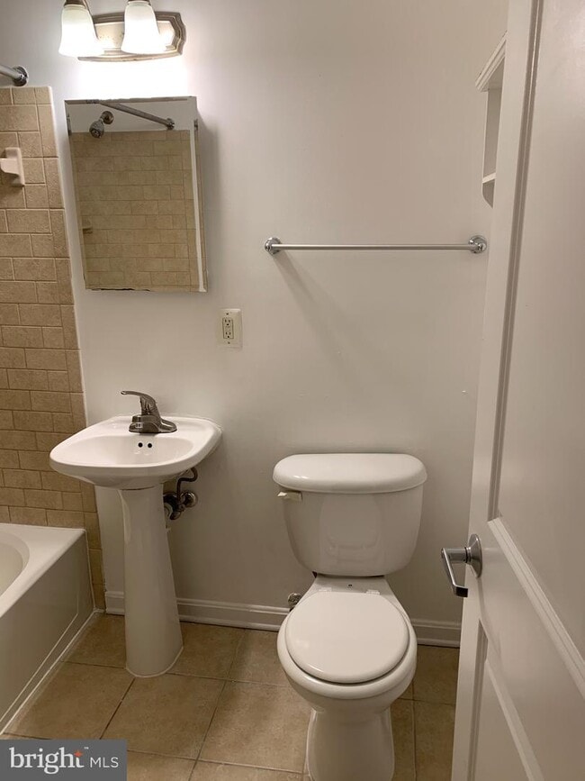 3107 Naylor Rd SE Unit 301, Washington, DC 20020 Room for Rent in