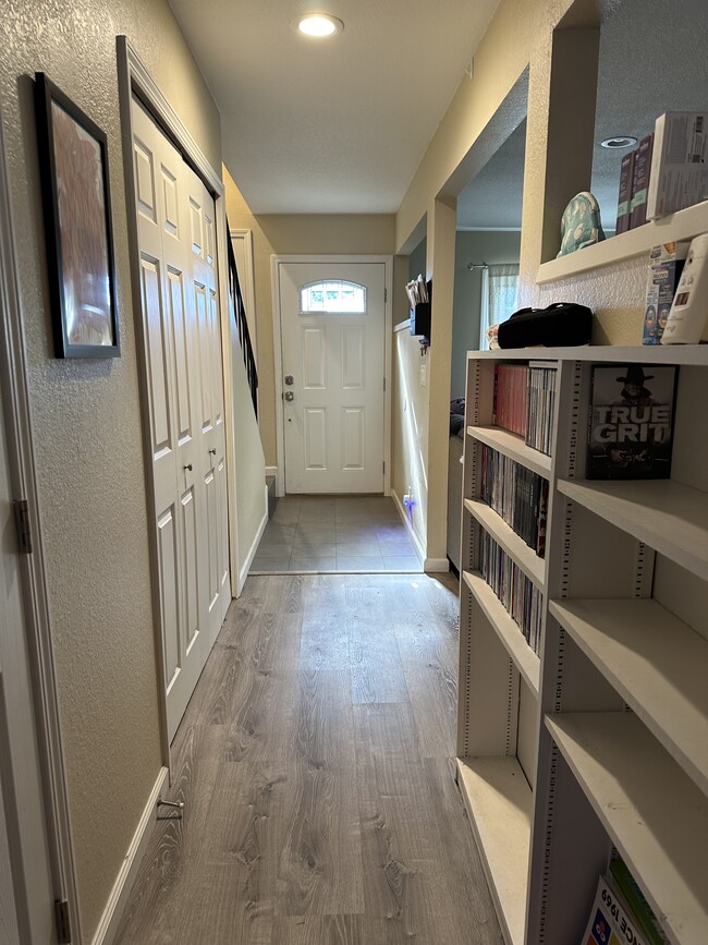 1577 Parkway Dr, Rohnert Park, CA 94928 Condo for Rent in Rohnert