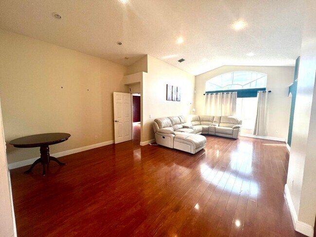 Foto del edificio - 10614 Crystal Cove Ln