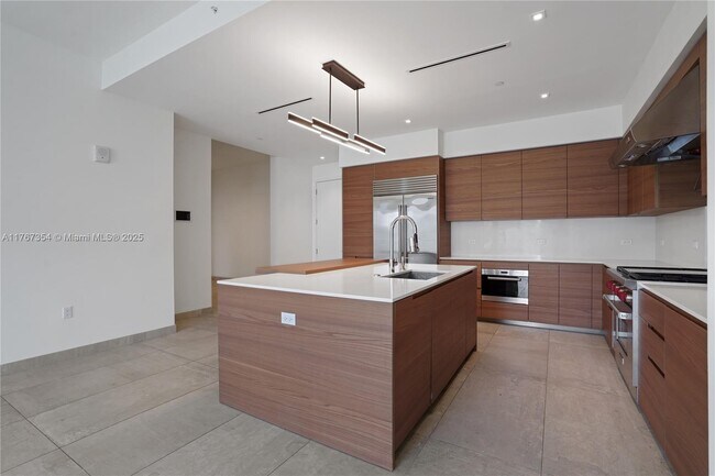 Foto del edificio - 3581 E Glencoe St