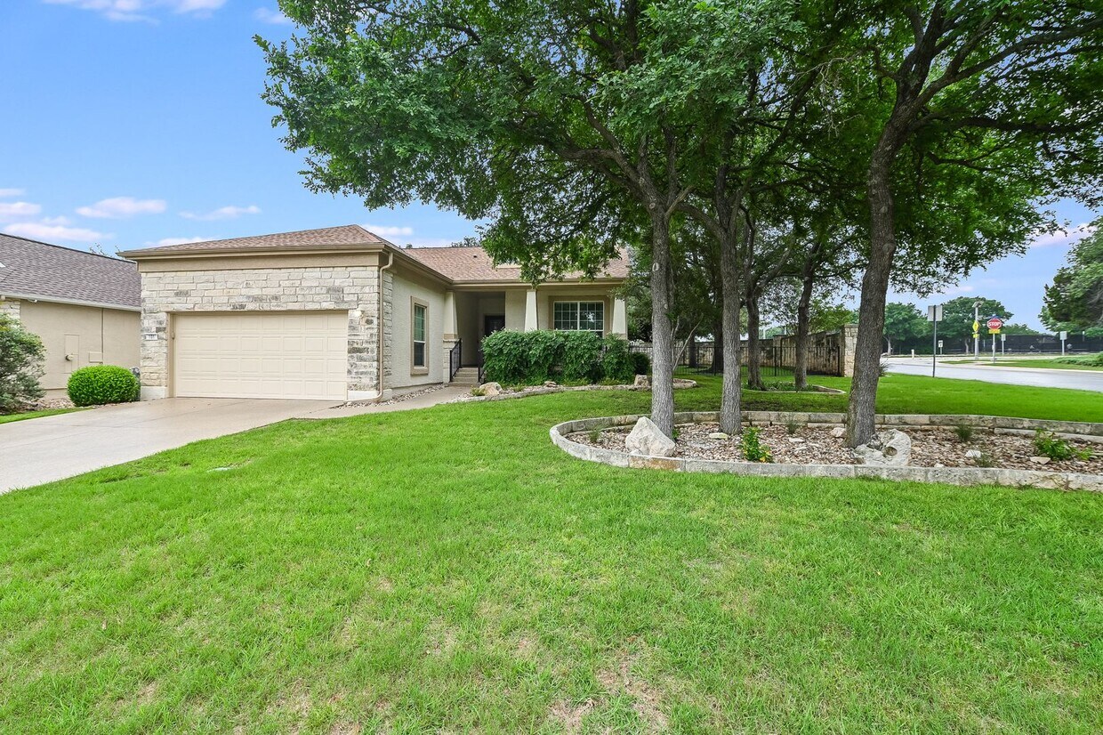 Primary Photo - 101 Nolan Drive-Unfurnished Sun City Renta...