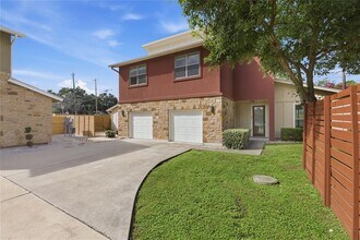Building Photo - 4124 Valley View Rd