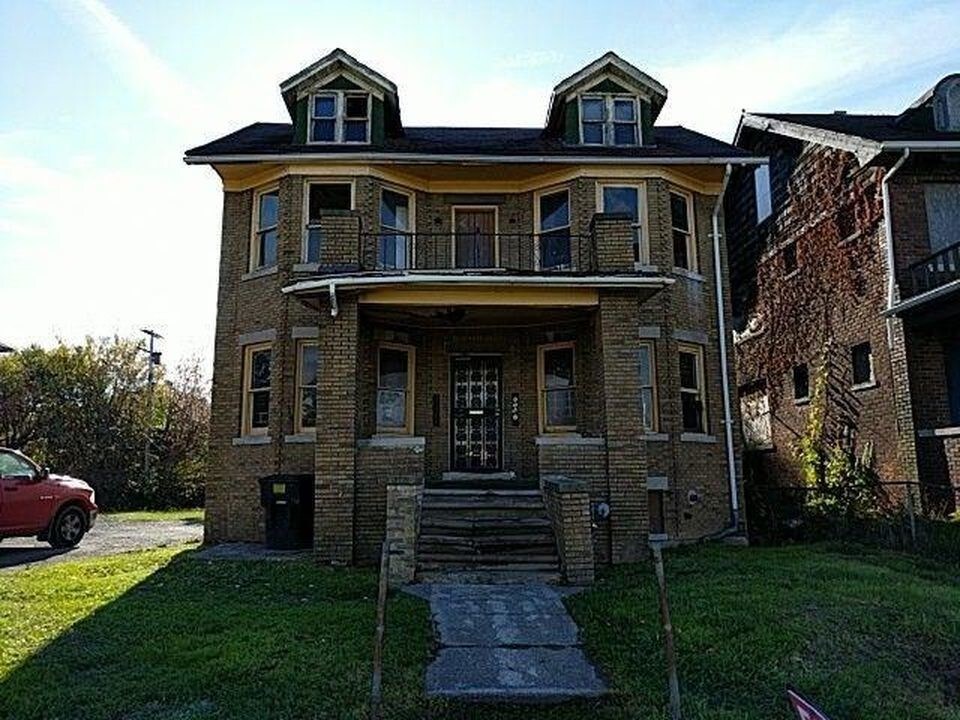 Primary Photo - 2547 Elmhurst St
