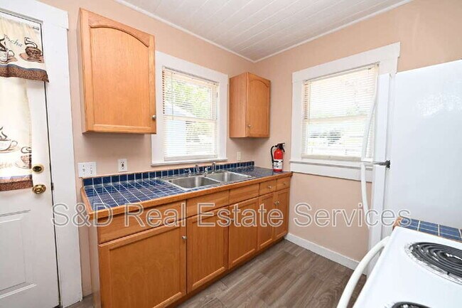 Foto del edificio - 4629 Old Rd 37