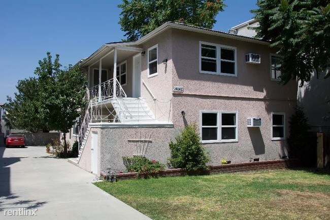 Foto del edificio - 15374 Dickens St