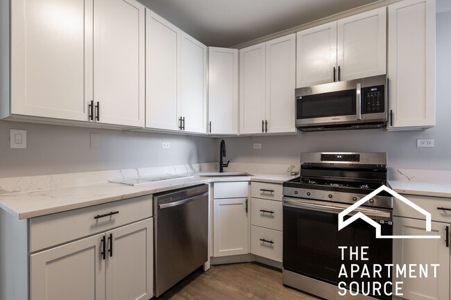 Photo - 1354 W Carmen Ave Apartment