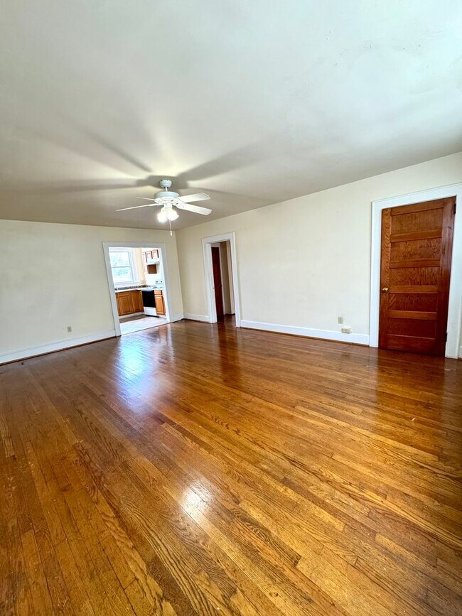 Foto del edificio - Apartment for Rent
