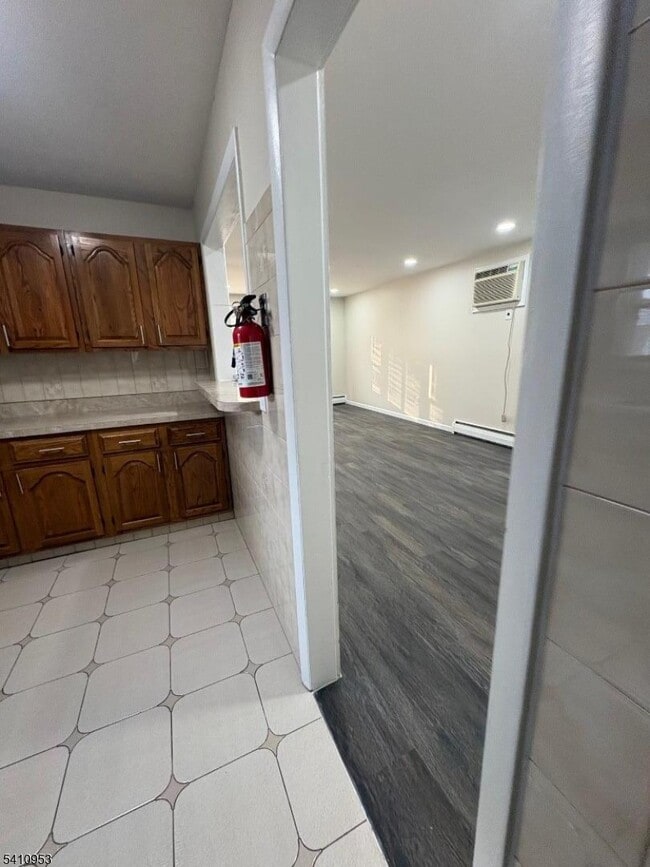 Foto del edificio - 128 Floyd St