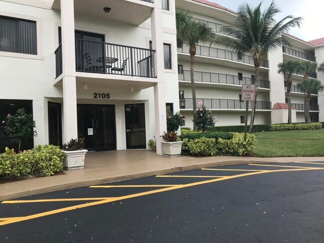 Foto del edificio - 2105 Lavers Cir