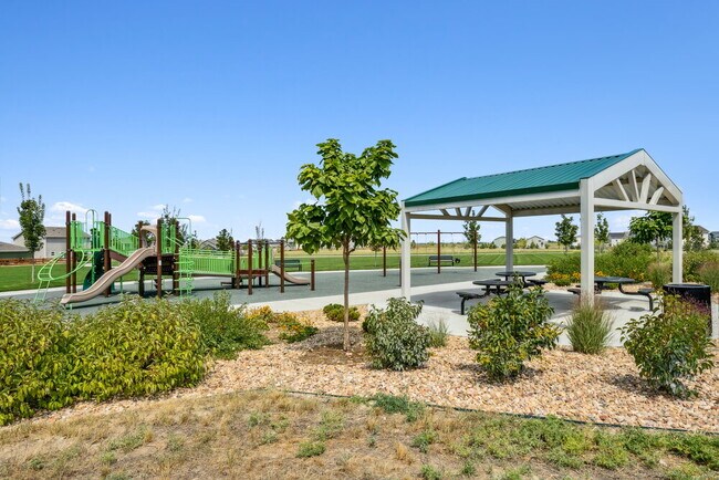 Foto del edificio - 7404 Poudre St