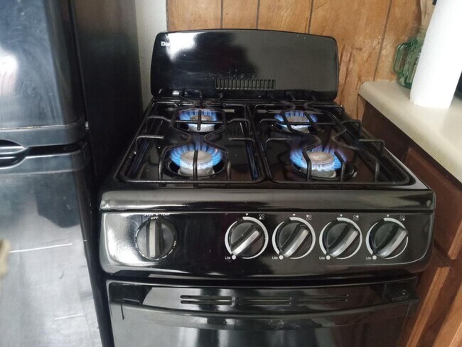 Kitchen - 404 Birr St