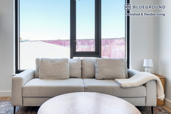 Foto del edificio - 1395 22nd St