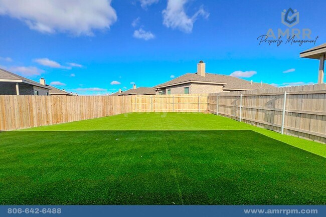 Foto del edificio - New 3 Bedroom In North West Lubbock!
