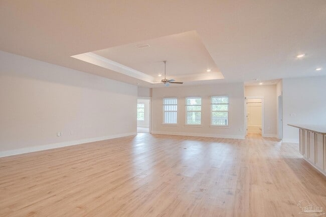 Building Photo - 10818 Blacktail Loop