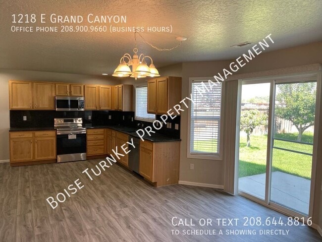 Foto del edificio - 1218 E Grand Canyon St