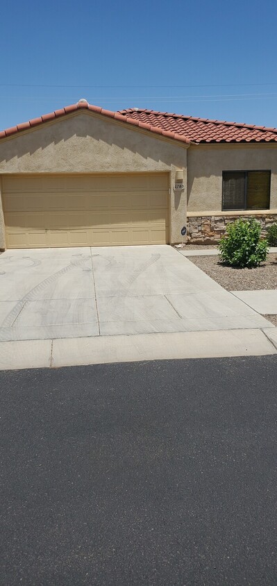 Primary Photo - 2780 N. Bell Hollow Place