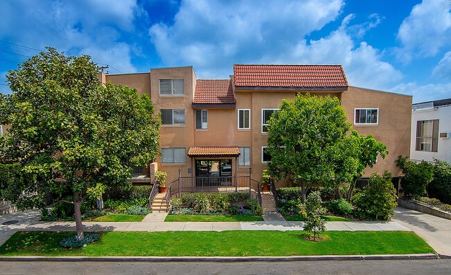 Building Photo - 1730 Camden Ave