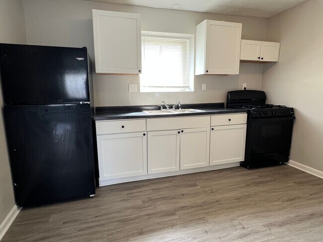 Photo - East Ridge Apartments - Remodeled 2 bedroom unit