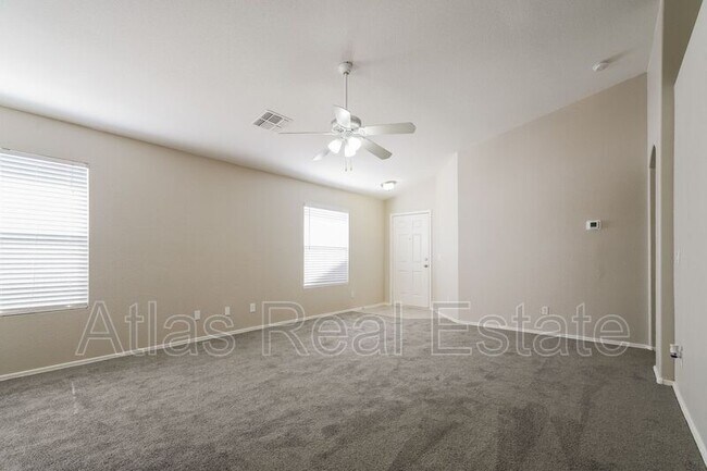 Foto del edificio - 15330 W Watson Ln