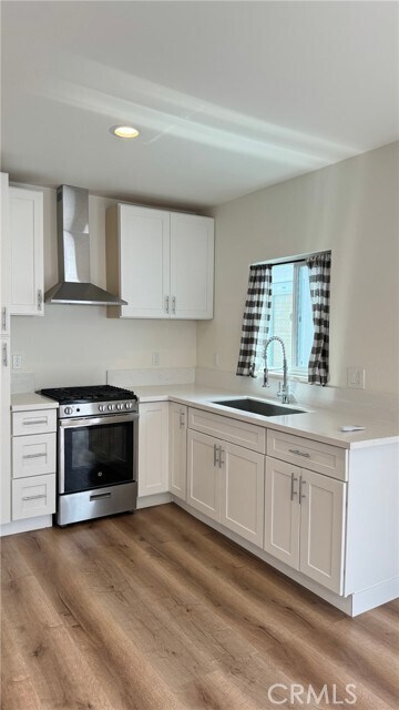 Foto del edificio - 1323 N Kenwood St