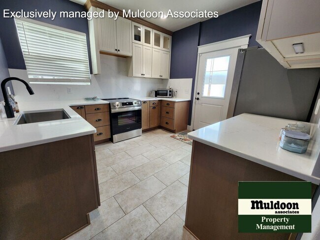 Foto del edificio - Remodeled Rancher Available now!