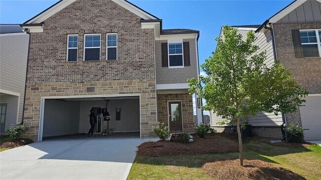 Building Photo - 3250 Westgate Park Dr