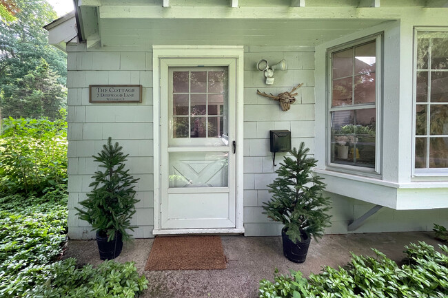 Foto del edificio - 7 Deepwood Ln